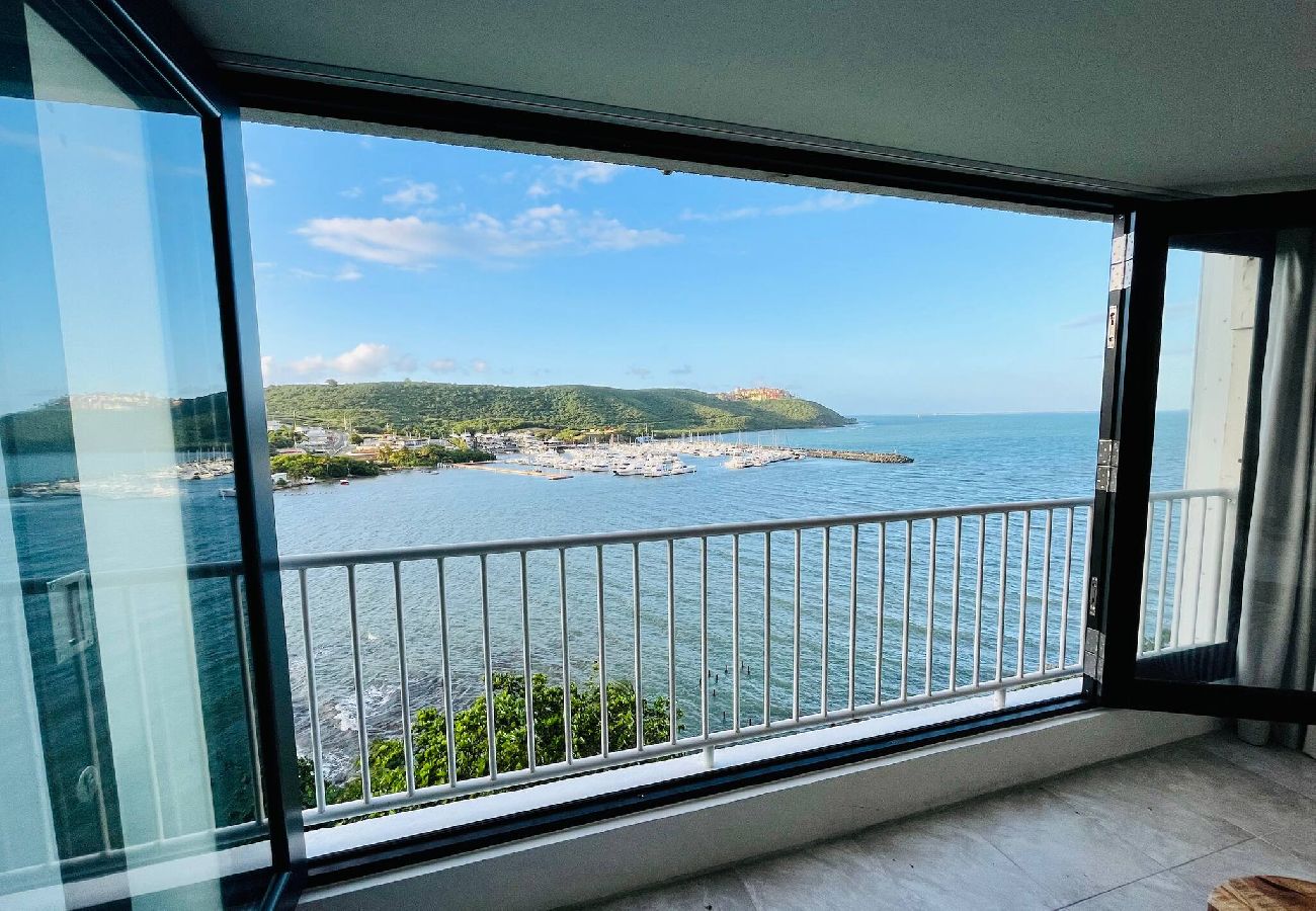 Condominium in Fajardo - Oceanfront Oasis: Panoramic Views & Marina Access 