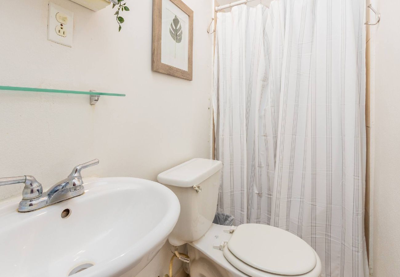 Apartment in San Juan - Beautiful 2 Bedroom in Miramar! 