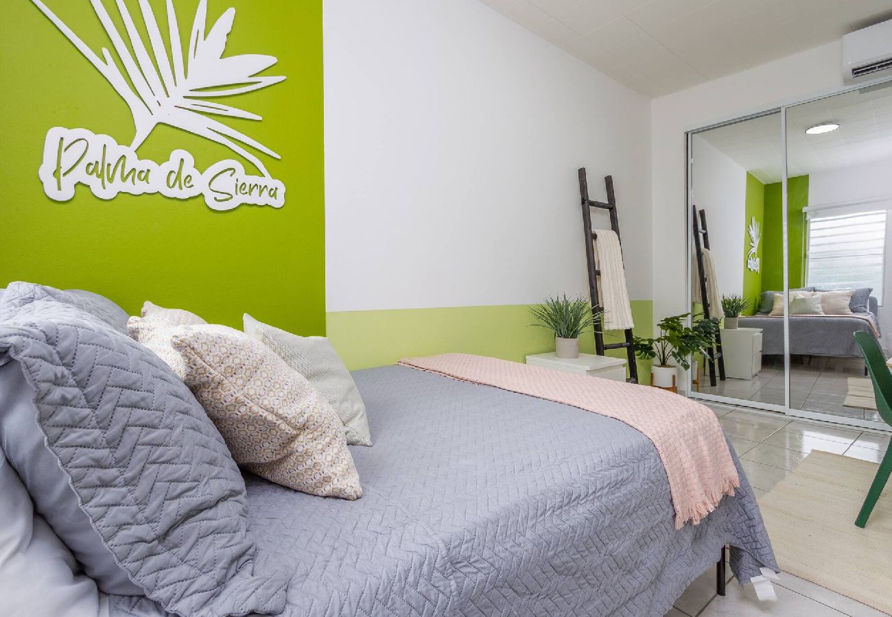 Apartment in San Juan - Centric, Spacious, Stylish Miramar Unit, Sleeps 4 