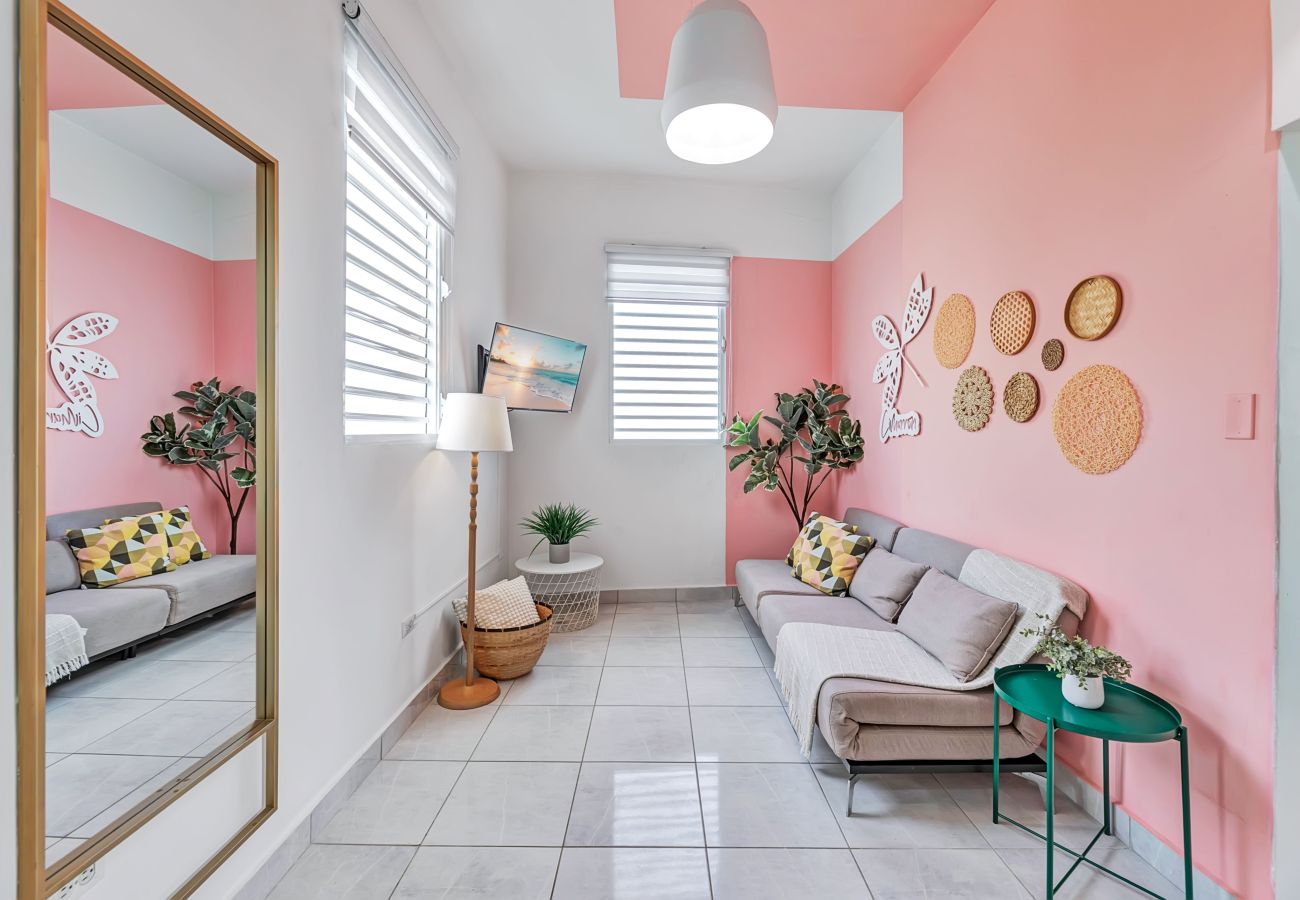 Apartment in San Juan - Centric, Spacious, Stylish Miramar Unit, Sleeps 4 