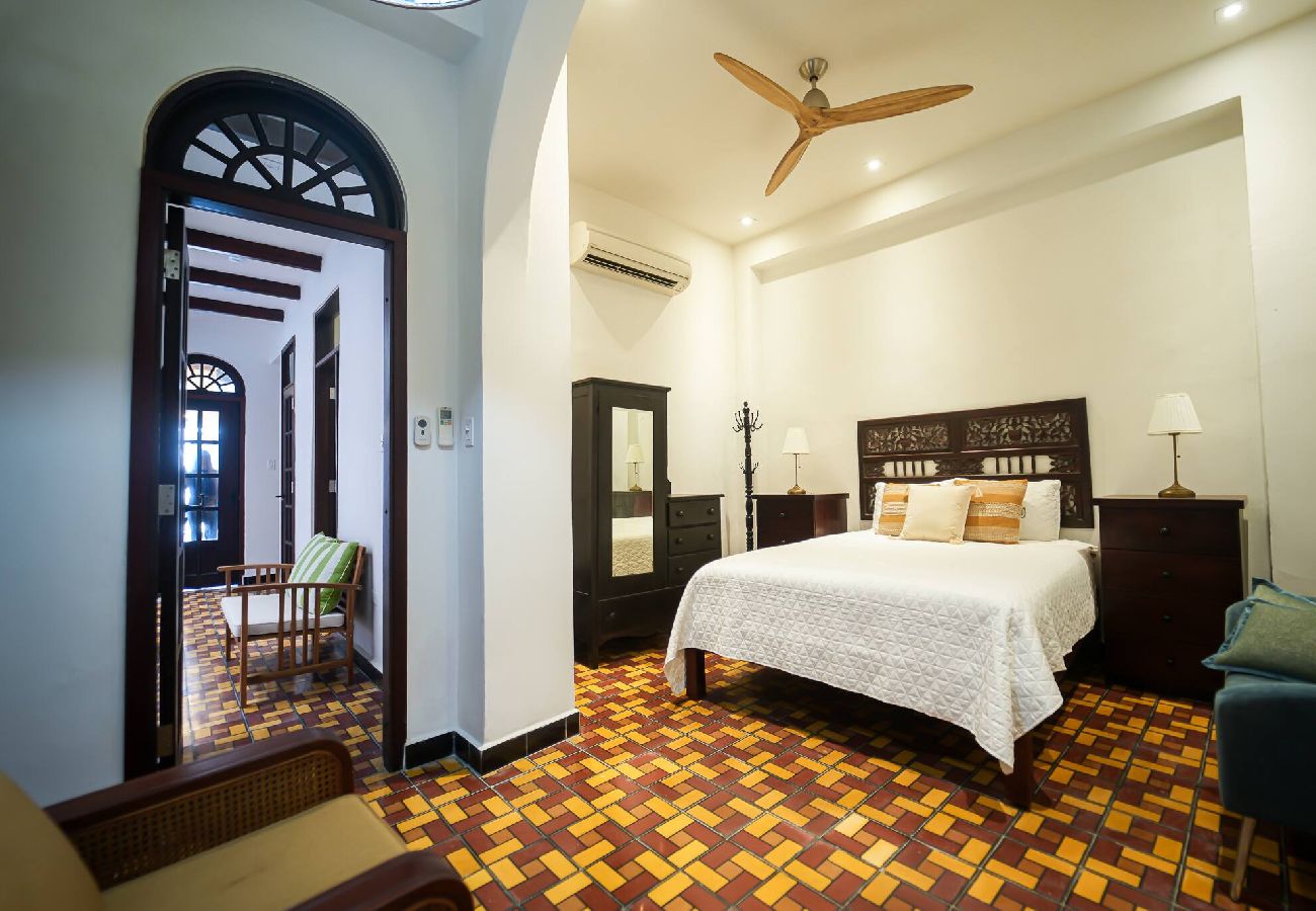 Apartment in San Juan - Old San Juan Colonial Gem 