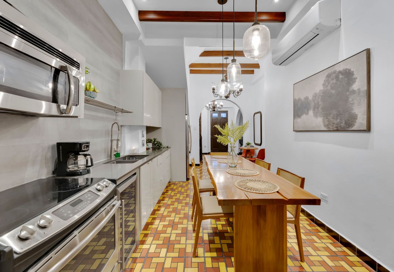 Apartment in San Juan - Old San Juan Colonial Gem 