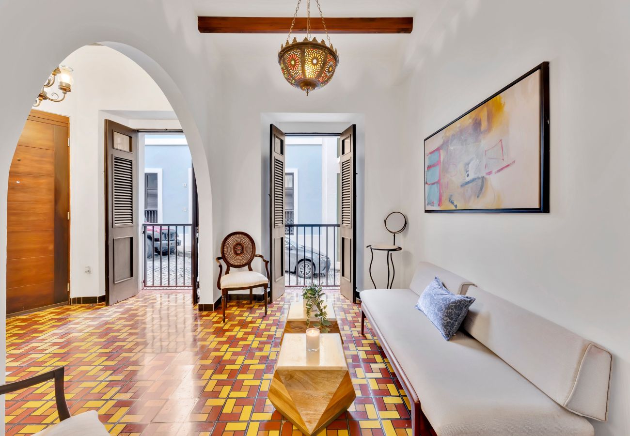 Apartment in San Juan - Old San Juan Colonial Gem 