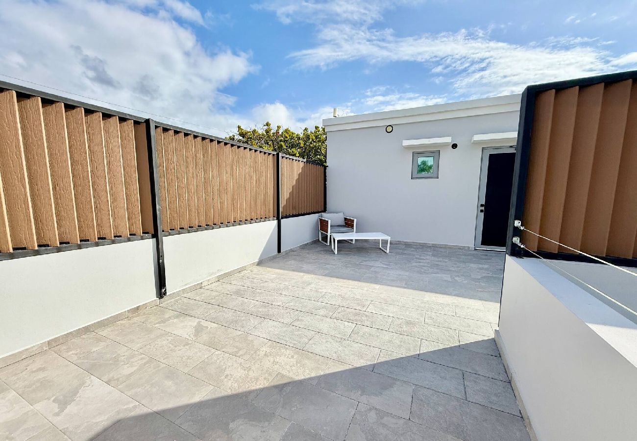 Apartment in San Juan - Brisamare Apt 5 |  2BR  | Pool, BBQ, Generator 