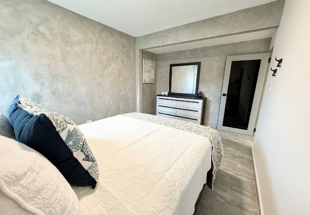 Apartment in San Juan - Brisamare Apt 2 | 2BR | Pool, BBQ, Generator 