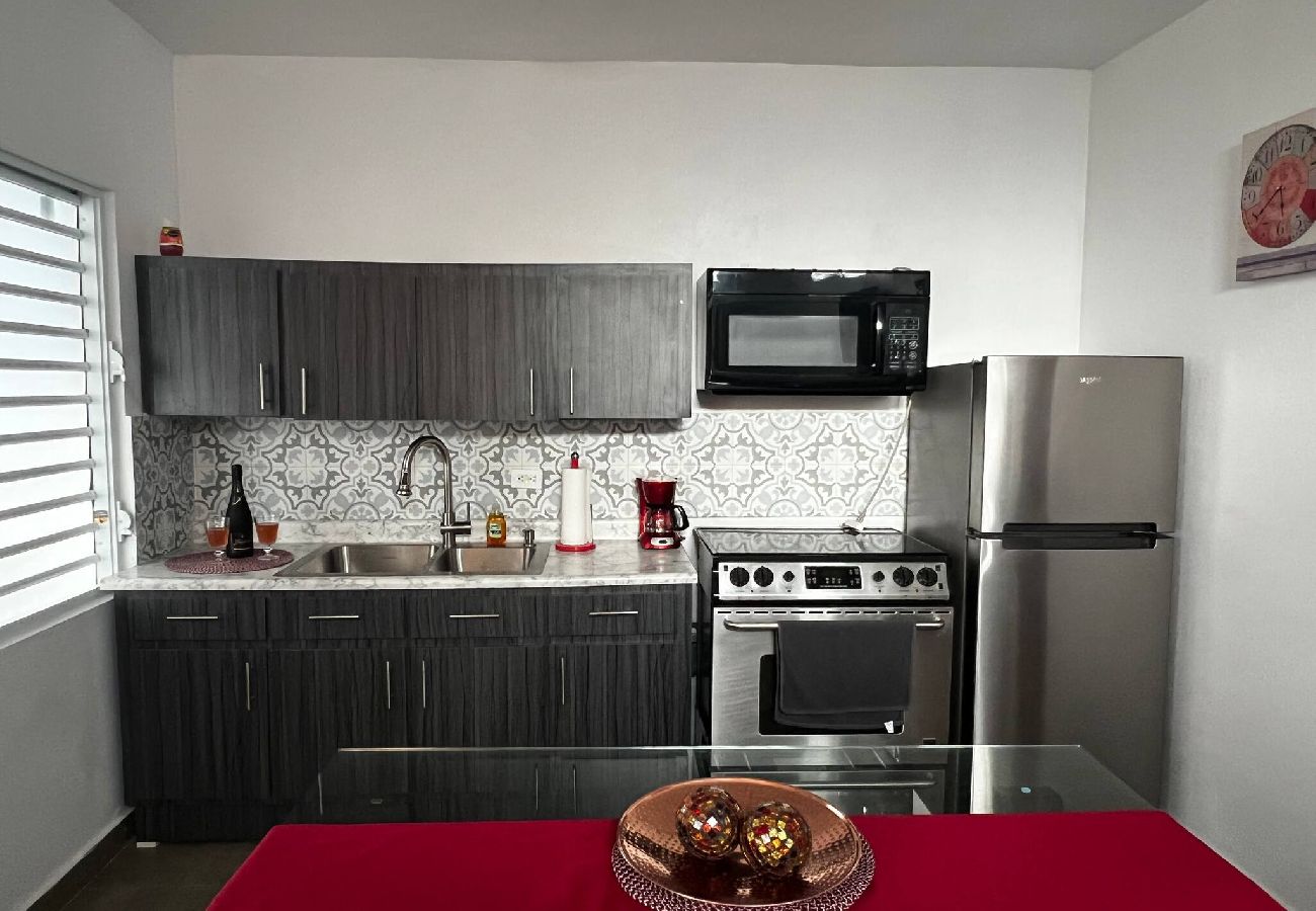 Apartment in Carolina - Charming apartment 5' walk to the beach 