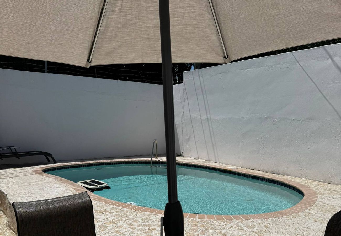 Apartment in Carolina - Charming apartment 5' walk to the beach 