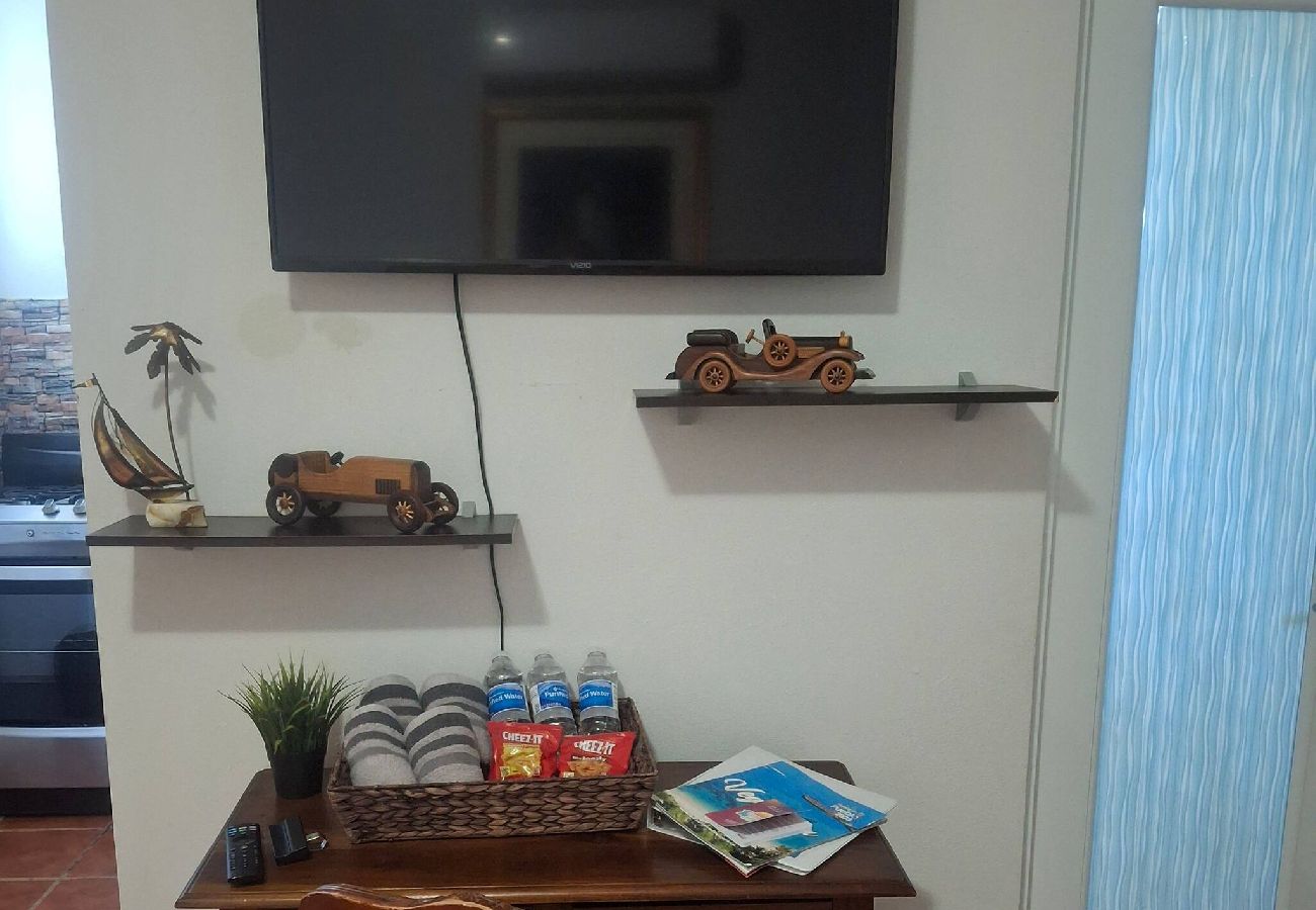 Apartment in Vega Baja - Comfortable 2BR Getaway for 6 Guests with Pool Access