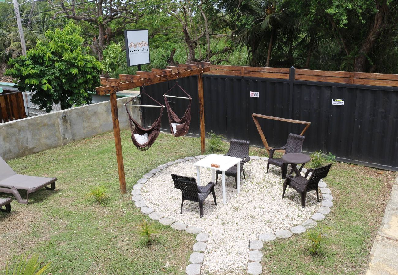 Apartment in Vega Baja - Cozy One-Bedroom Apartment for 4 Guests Near the Beach