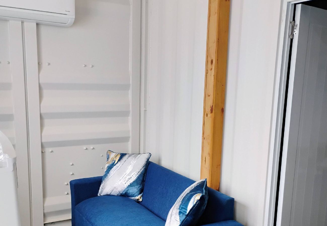 Apartment in Vega Baja - Cozy One-Bedroom Apartment for 4 Guests Near the Beach