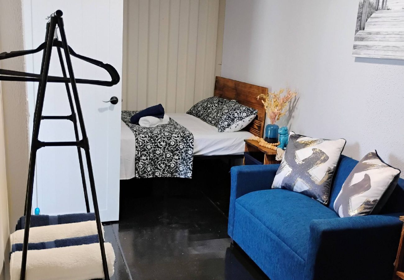 Apartment in Vega Baja - Cozy One-Bedroom Apartment for 4 Guests Near the Beach