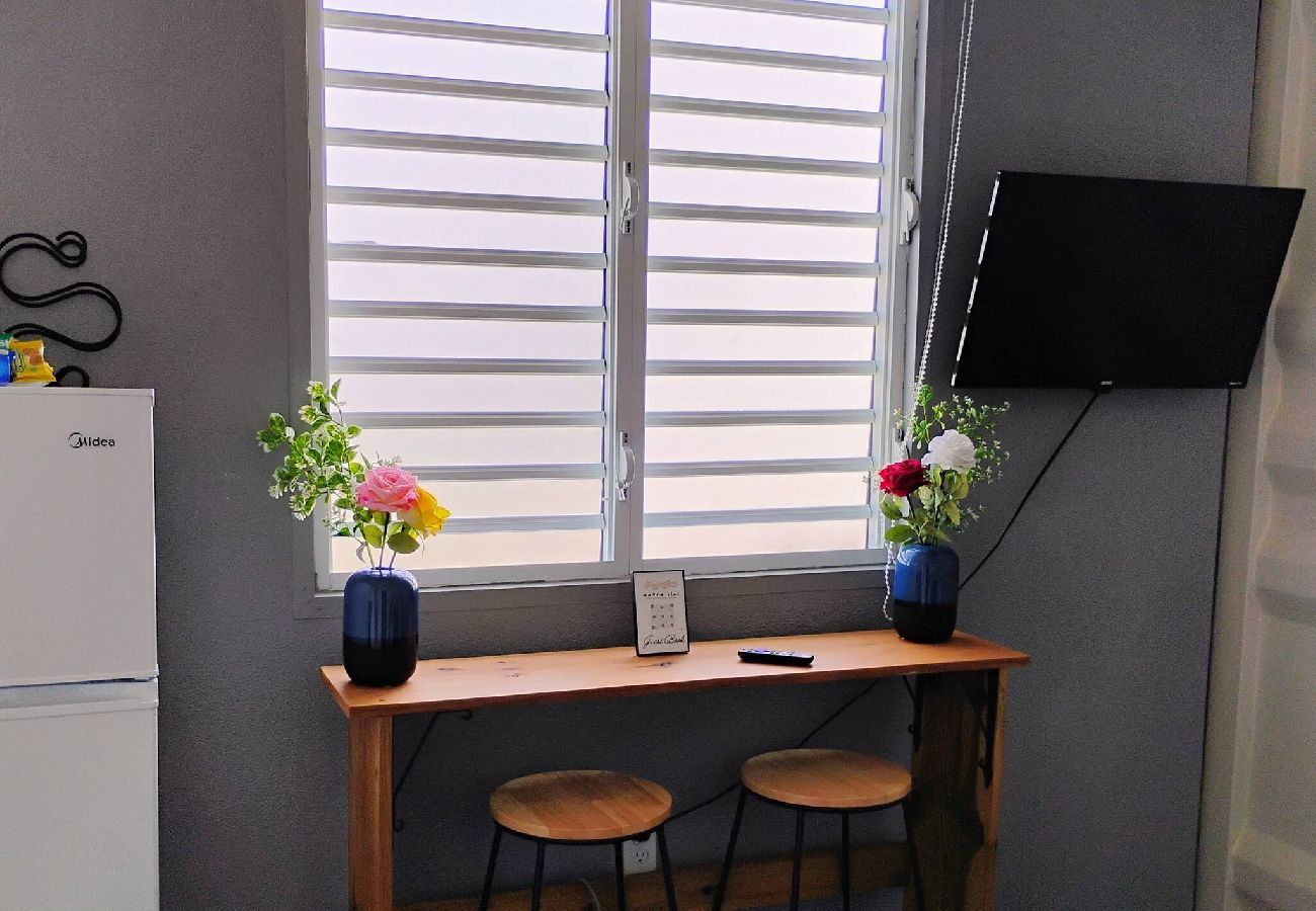 Apartment in Vega Baja - Cozy One-Bedroom Apartment for 4 Guests Near the Beach