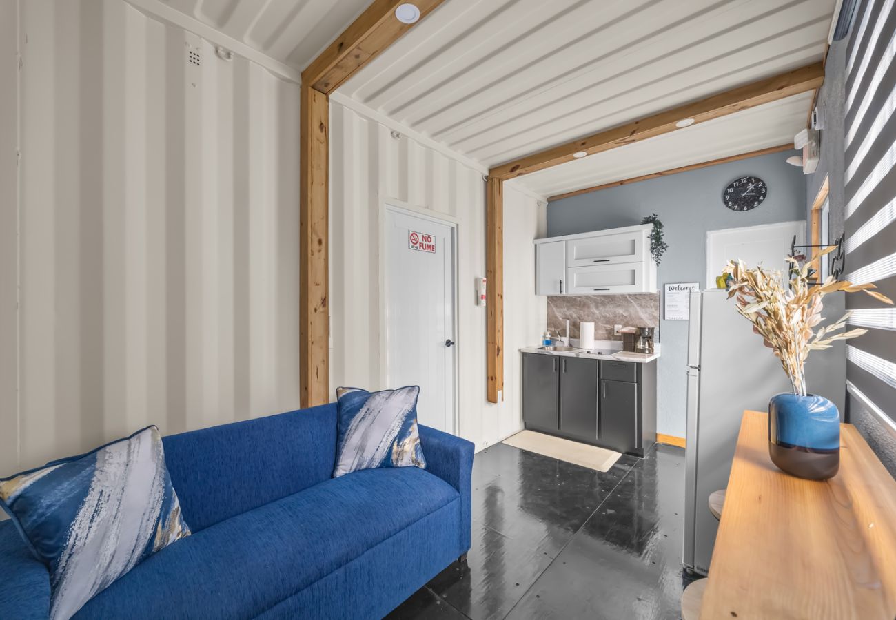 Apartment in Vega Baja - Charming 1-Bedroom Beach Apartment for 4