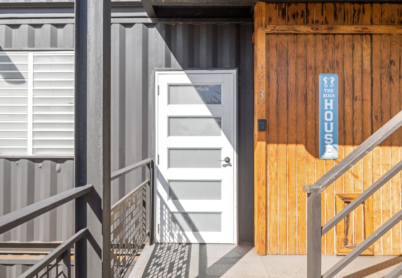 Apartment in Vega Baja - Charming 1-Bedroom Beach Apartment for 4