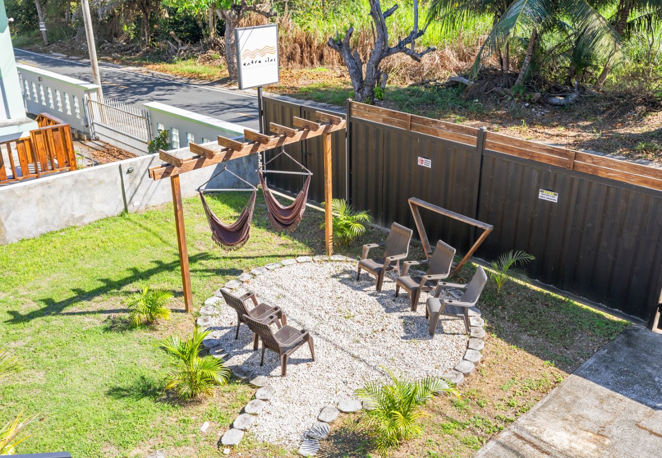 Apartment in Vega Baja - Charming 1-Bedroom Beach Apartment for 4