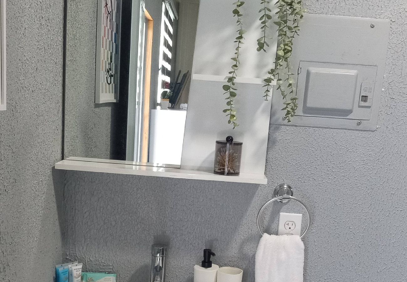 Apartment in Vega Baja - Cozy 1BR Beachside Apartment – Entre Olas 