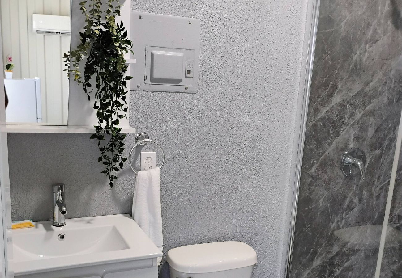 Apartment in Vega Baja - Beachside 1BR Apartment at Entre Olas – Sleeps 4