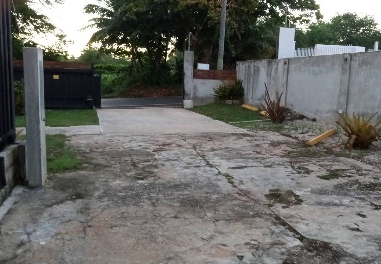 Apartment in Vega Baja - Beachside 1BR Apartment at Entre Olas – Sleeps 4