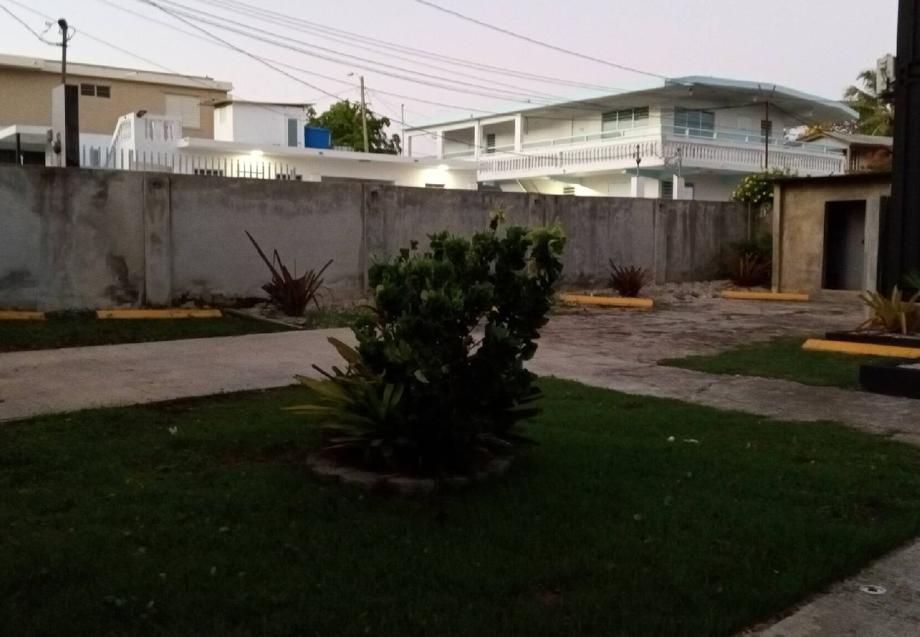 Apartment in Vega Baja - Beachside 1BR Apartment at Entre Olas – Sleeps 4