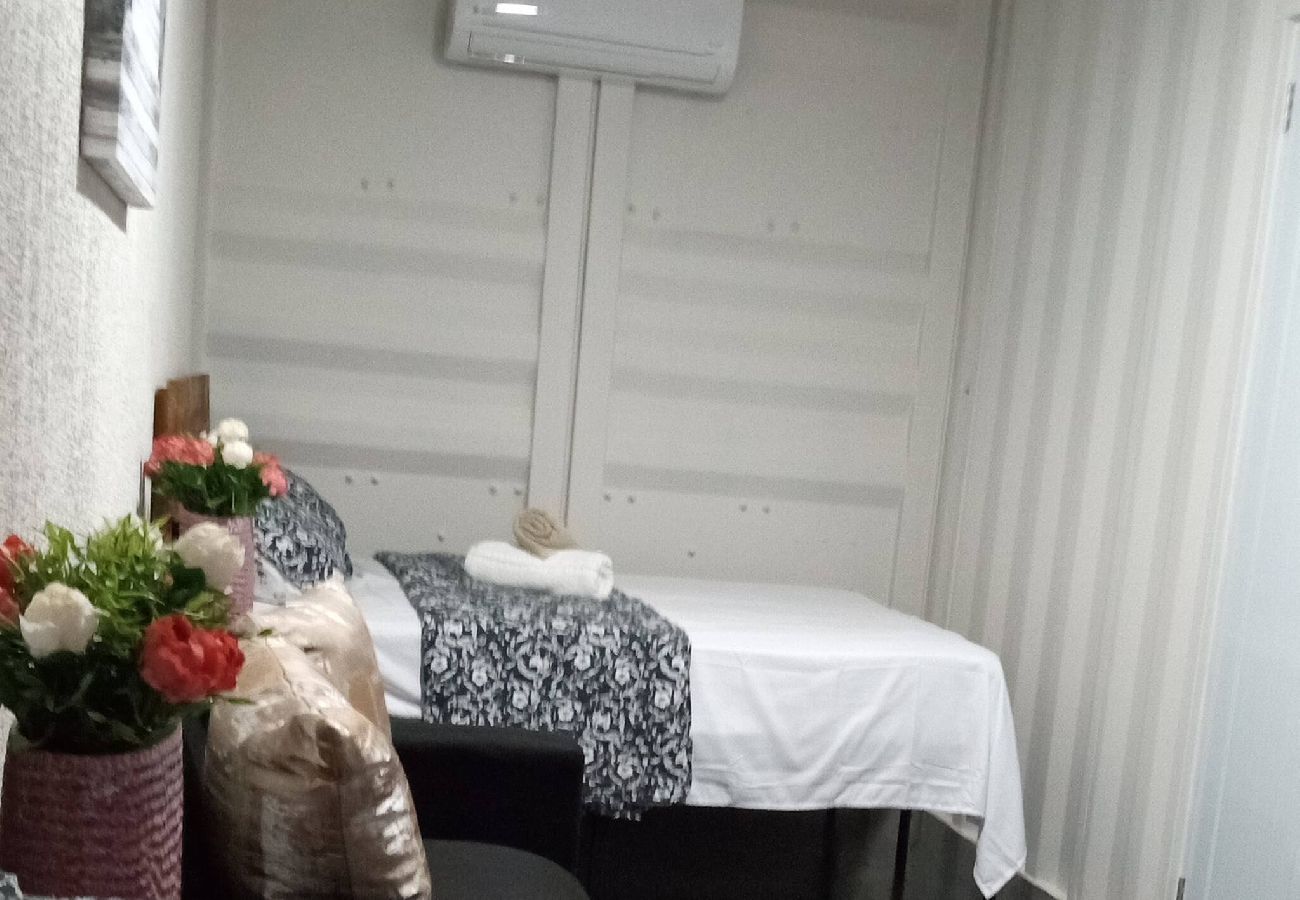 Apartment in Vega Baja - Cozy 1BR Apartment with Private Entrance –  Entre Olas 