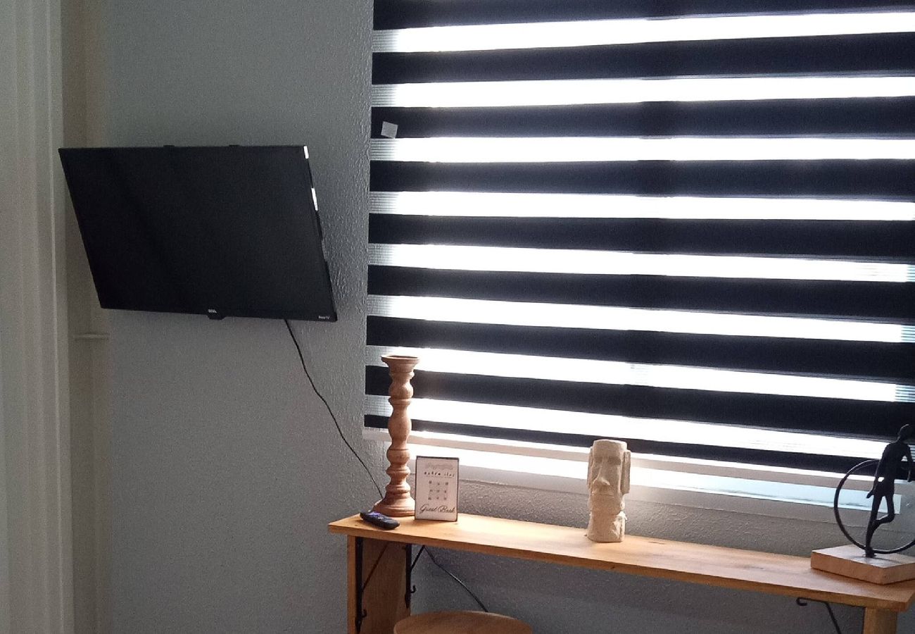 Apartment in Vega Baja - Cozy 1BR Apartment with Private Entrance –  Entre Olas 