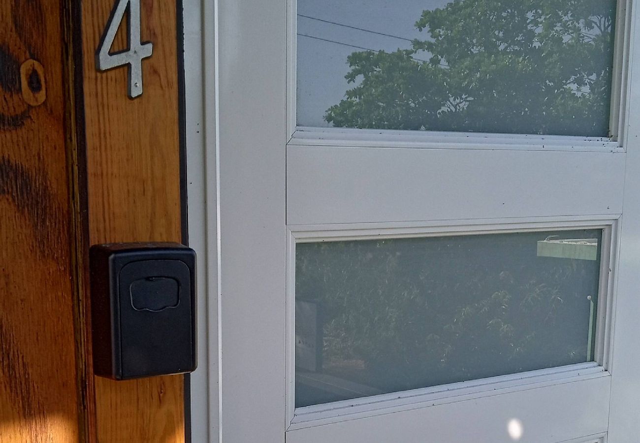 Apartment in Vega Baja - Cozy 1BR Apartment with Private Entrance –  Entre Olas 