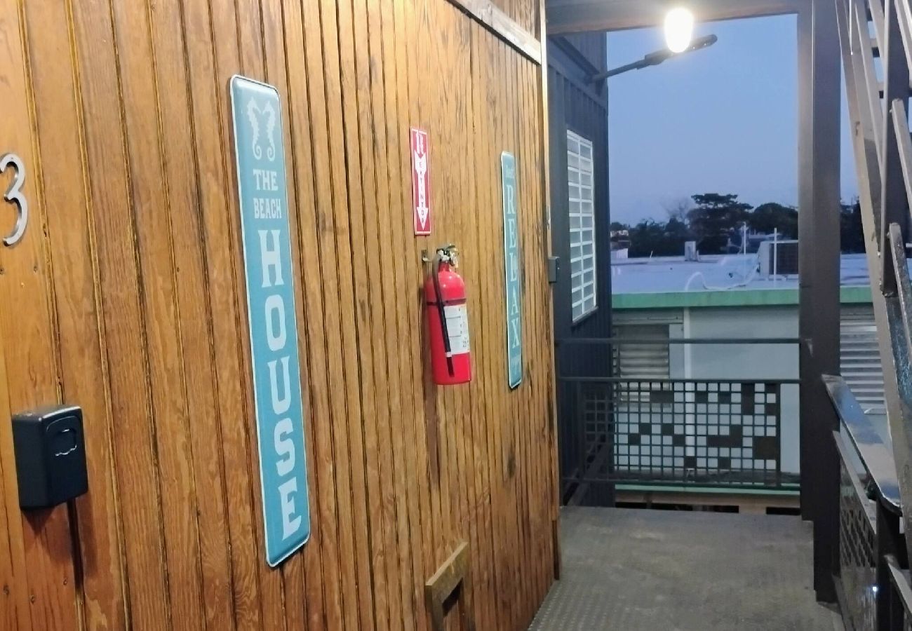 Apartment in Vega Baja - Cozy 1BR Apartment with Private Entrance –  Entre Olas 