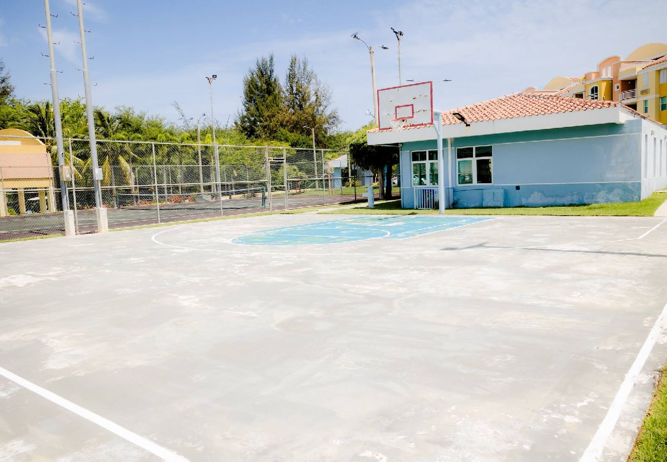 Apartment in Río Grande - Beach condo with 3 bedrooms and ocean views 