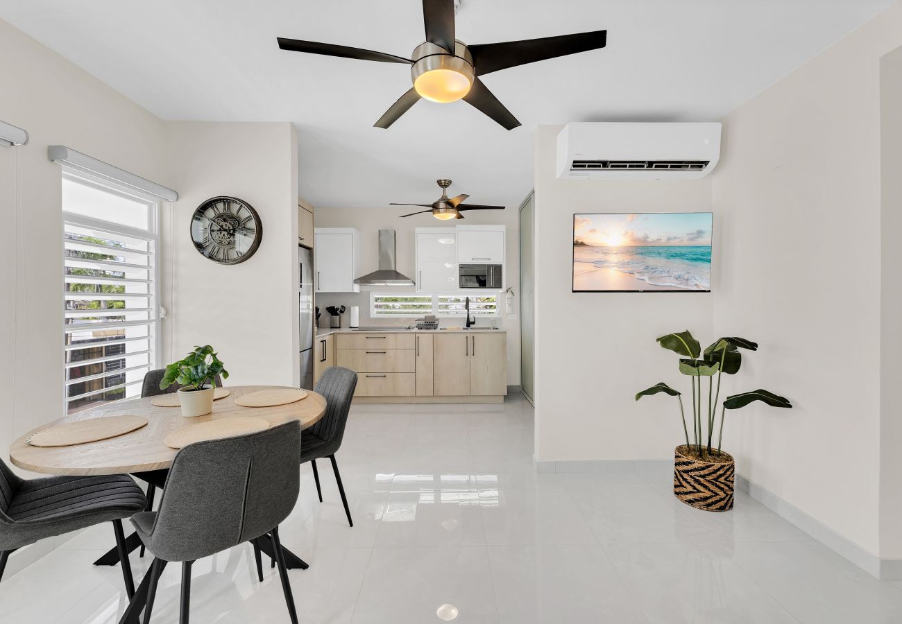 Apartment in San Juan - Cozy 2BR Apartment w/ Open Living Space | Sleeps 6