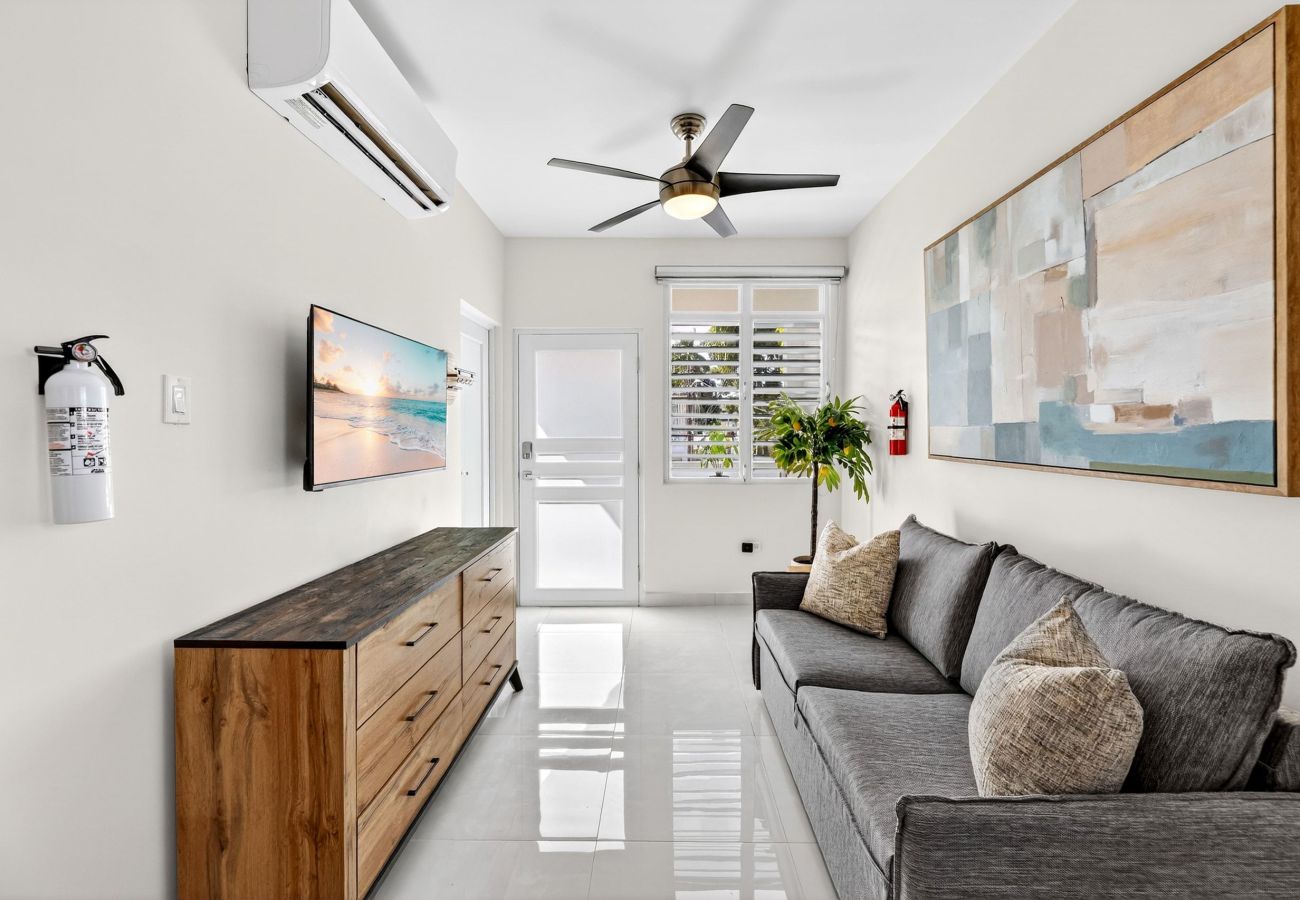 Apartment in San Juan - Modern Retreat w/ Private Balcony, 1BR for 3