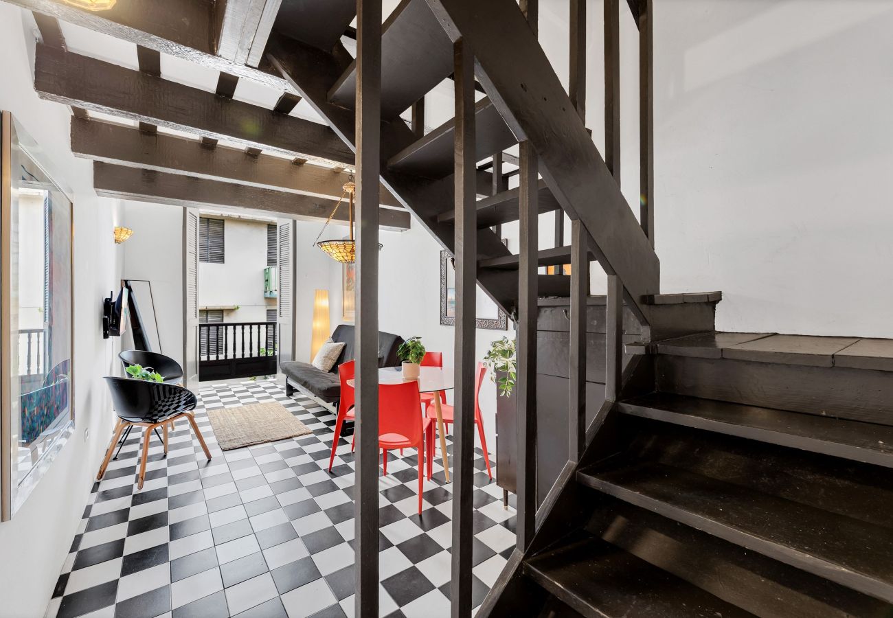 Apartment in San Juan - Centrally located  2BR Apartment w Terrance in San Juan