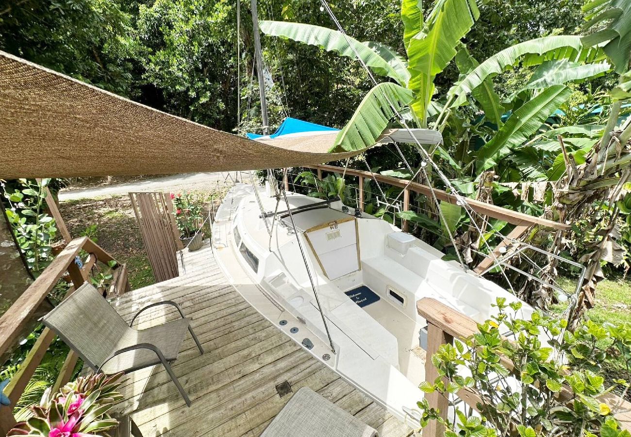 Boat in Cayey - Cozy Sailboat at the Montains with air conditioned