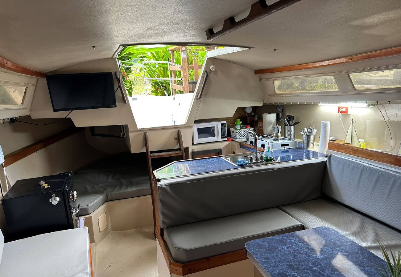 Boat in Cayey - Cozy Sailboat at the Montains with air conditioned