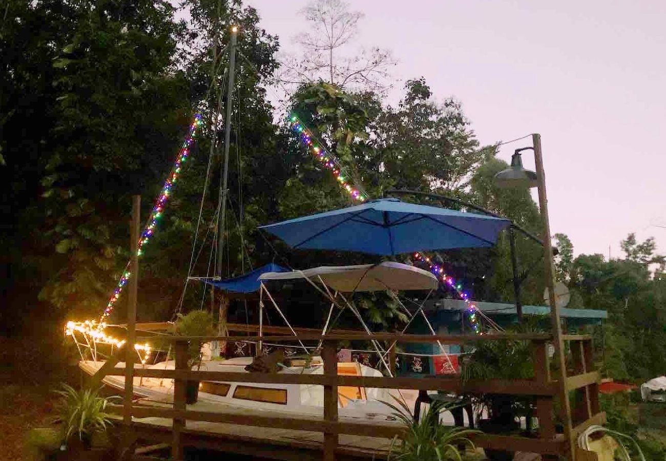 Boat in Cayey - Cozy Sailboat at the Montains with air conditioned