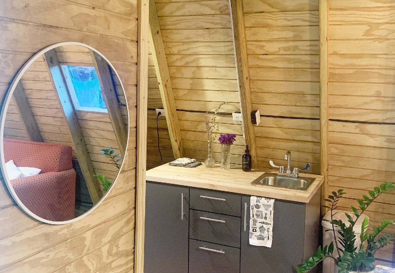 House in Cayey - Romantic Cozy Serene A Frame Mountain Cabin 