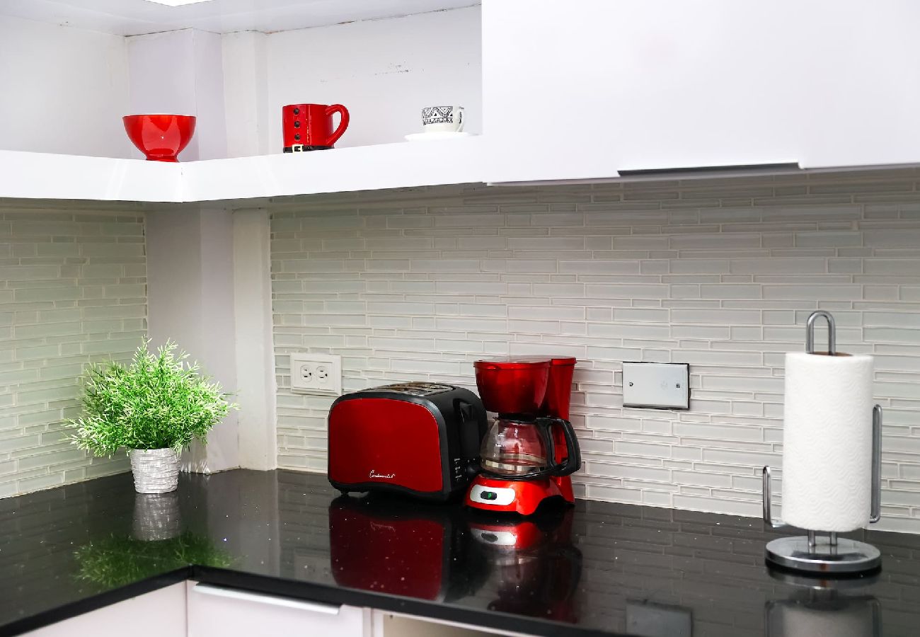 Apartment in San Juan - Historic and Stylish Apt at Calle Fortaleza! 