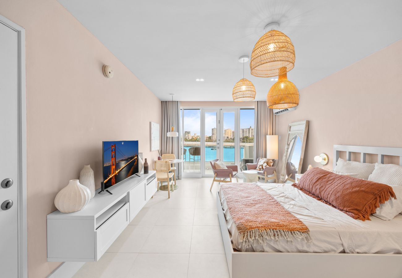 Apartment in San Juan - Stylish San Juan Condo | Pool, Balcony & Prime Location