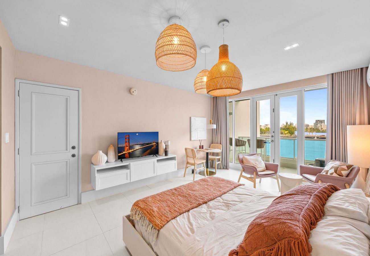 Apartment in San Juan - Stylish San Juan Condo | Pool, Balcony & Prime Location