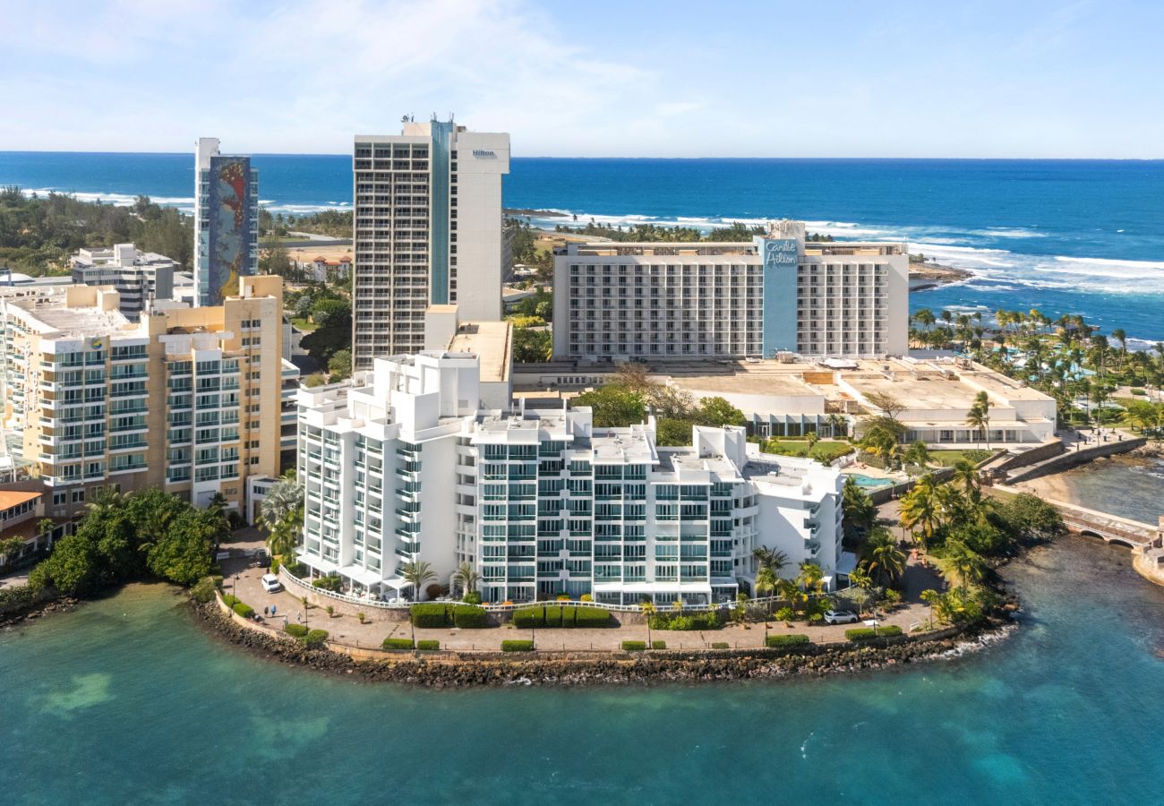 Apartment in San Juan - Stylish San Juan Condo | Pool, Balcony & Prime Location