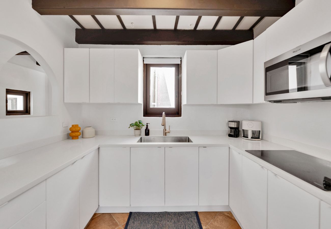 Apartment in San Juan - Charming Old San Juan 2BR | Steps to Everything