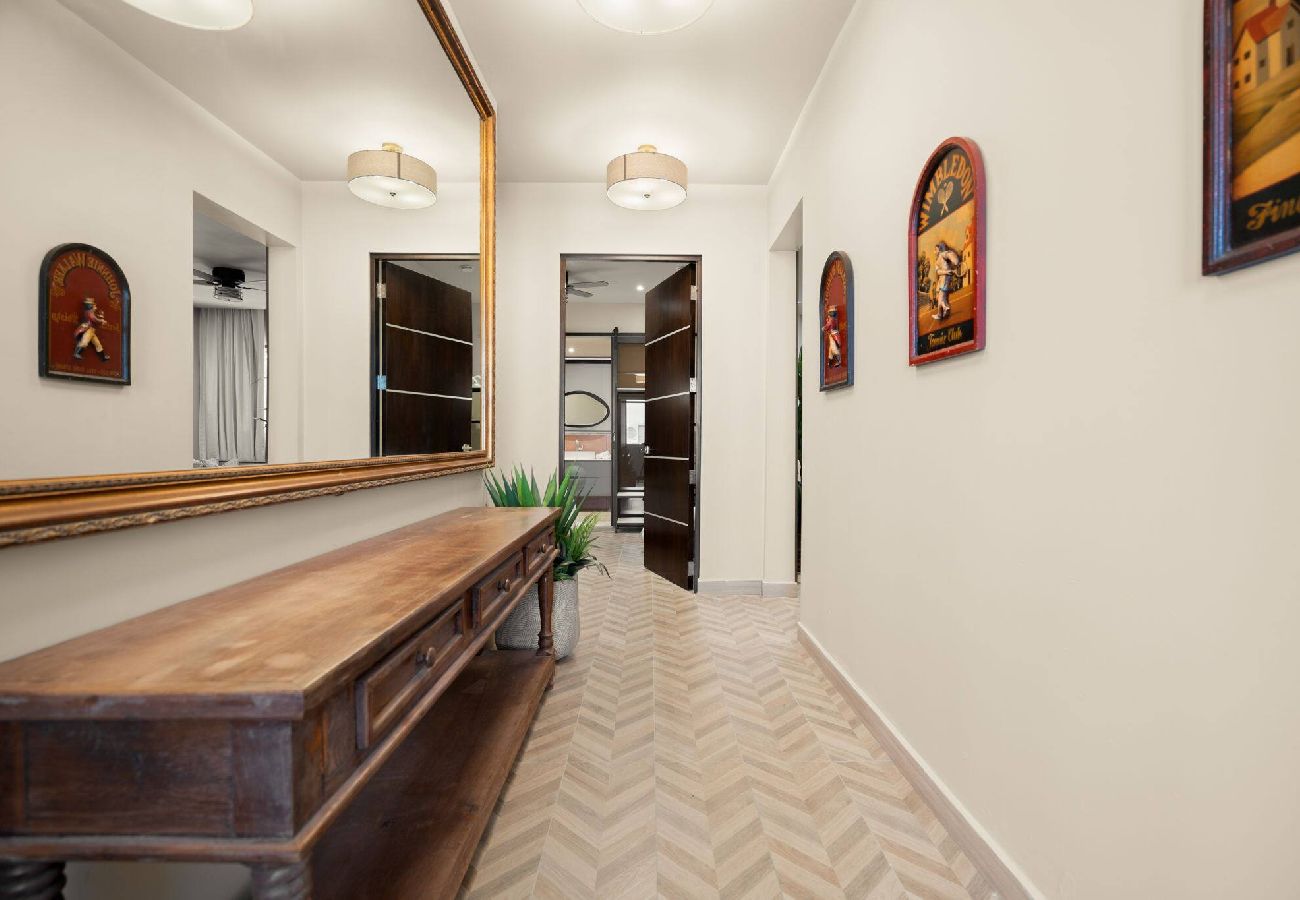 Apartment in San Juan - Condado Modern Haven, 3-Bedroom Beach Escape 