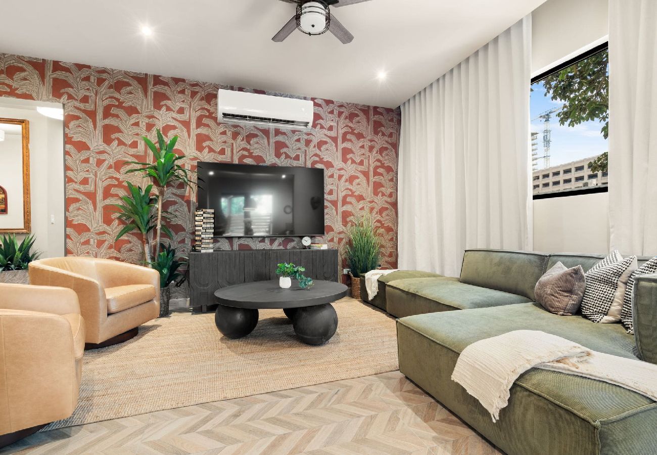 Apartment in San Juan - Condado Modern Haven, 3-Bedroom Beach Escape 