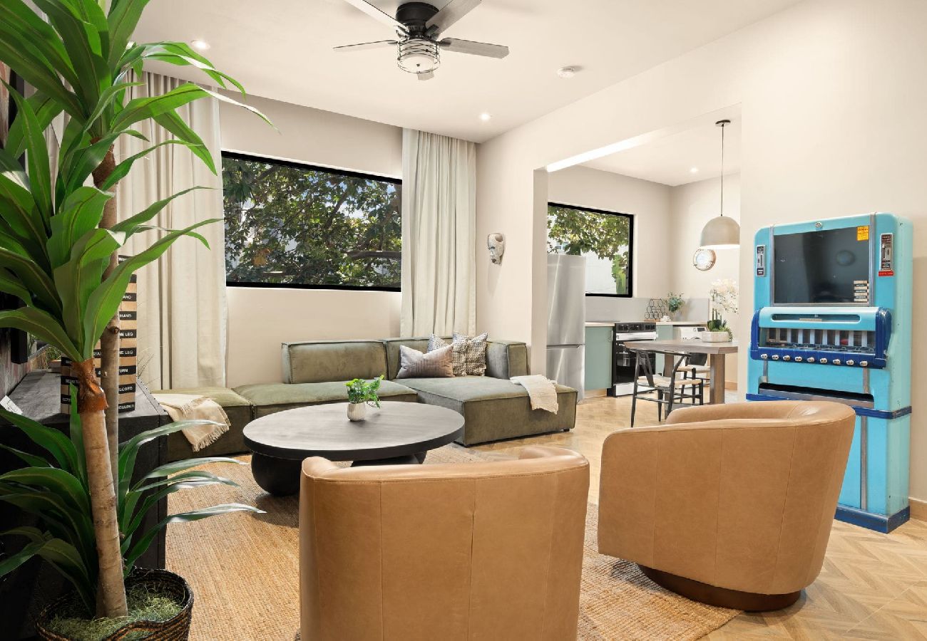 Apartment in San Juan - Condado 5BR Apt| Walk to Beach & Restaurants