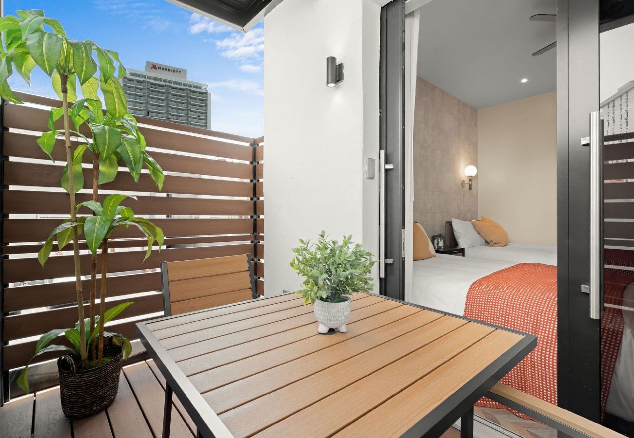 Apartment in San Juan - Condado 5BR Apt| Walk to Beach & Restaurants