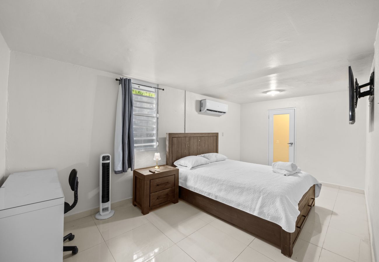 House in Manatí  - Cozy 3B House Charming  and Comfortable