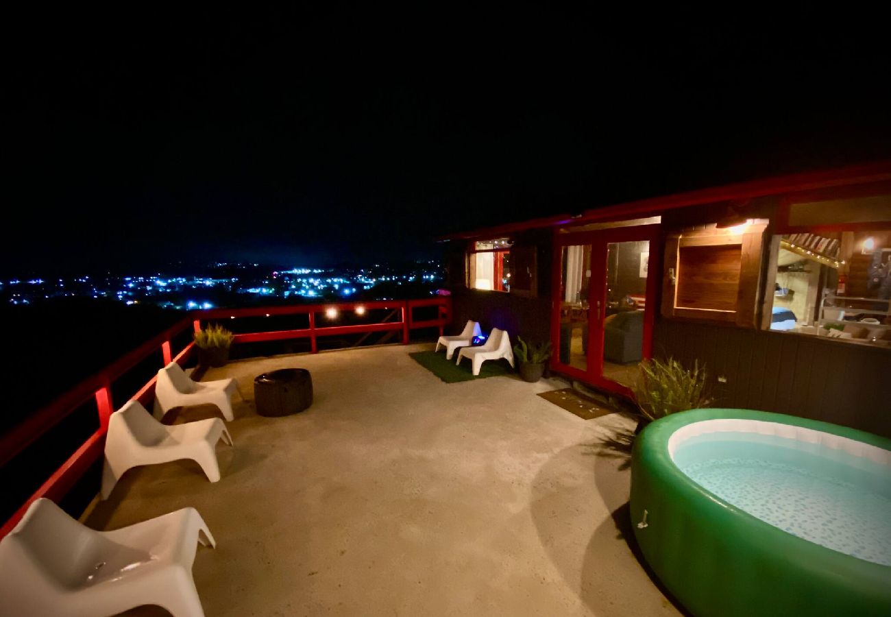 Farm stay in Cidra - La Loma: Cozy Retreat with Jacuzzi & Views 