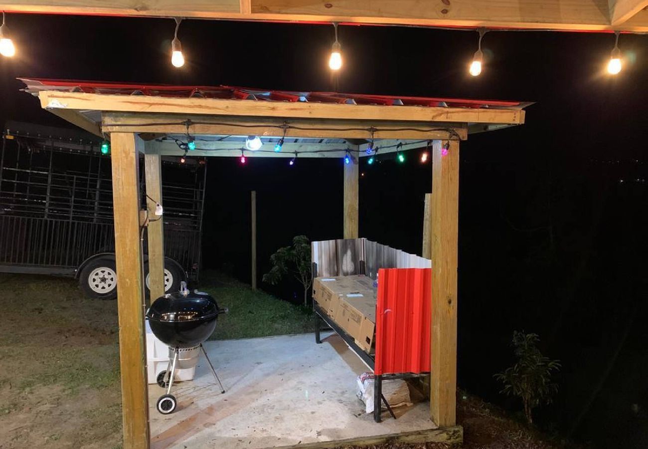 Farm stay in Cidra - La Loma: Cozy Retreat with Jacuzzi & Views 