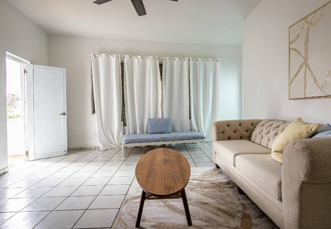 Apartment in San Juan - Budget Friendly Apt with 2 Balconies Near Beach 