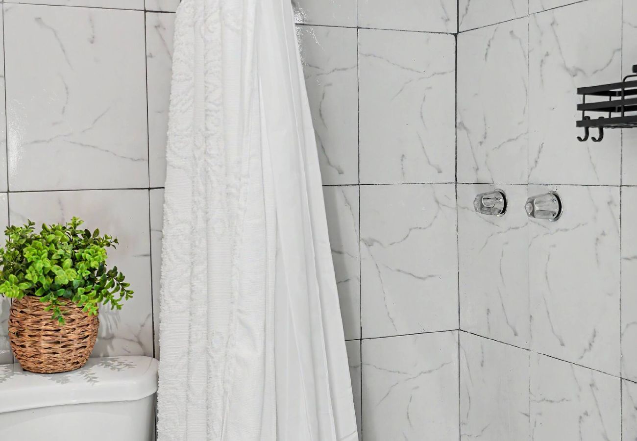 Apartment in San Juan - Stylish 2 Br Apartment Steps from La Cerra 