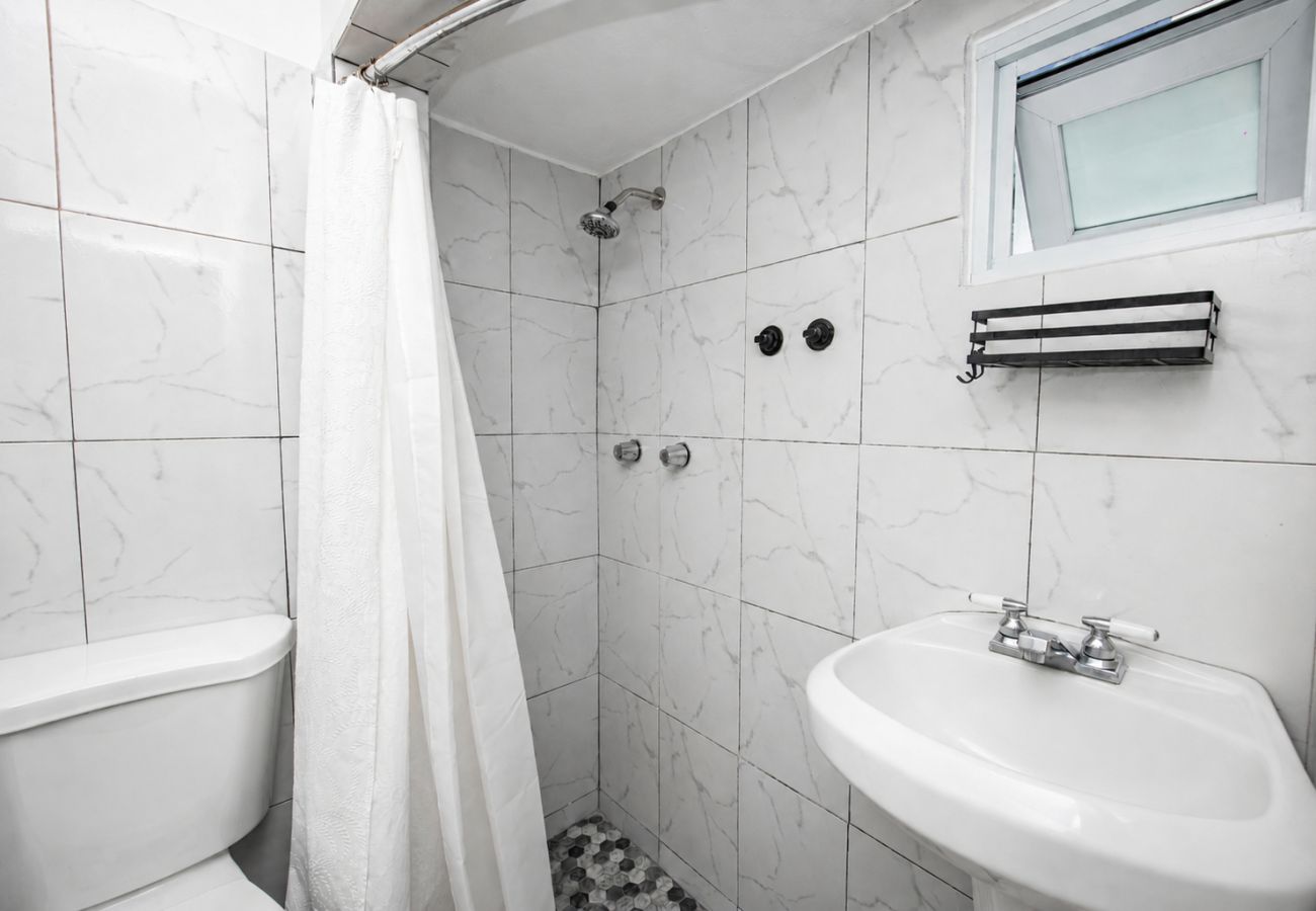 Apartment in San Juan - Stylish 2 Br Apartment Steps from La Cerra 